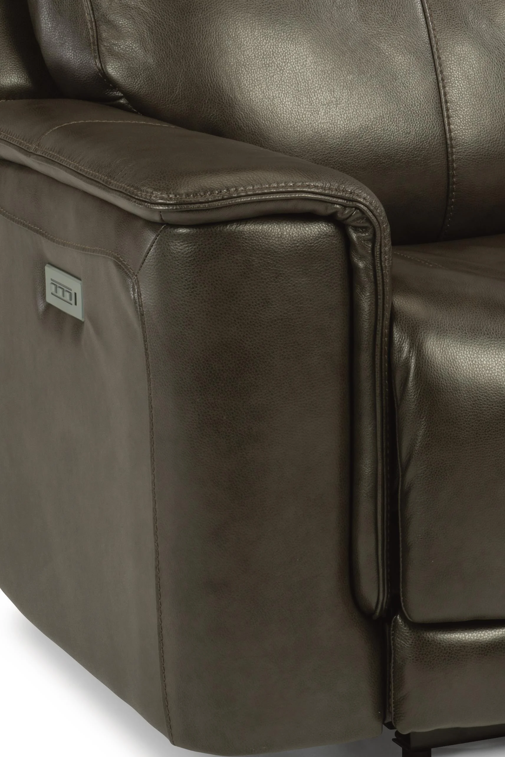 Latitudes Miller (1729) by Flexsteel Reeds Furniture